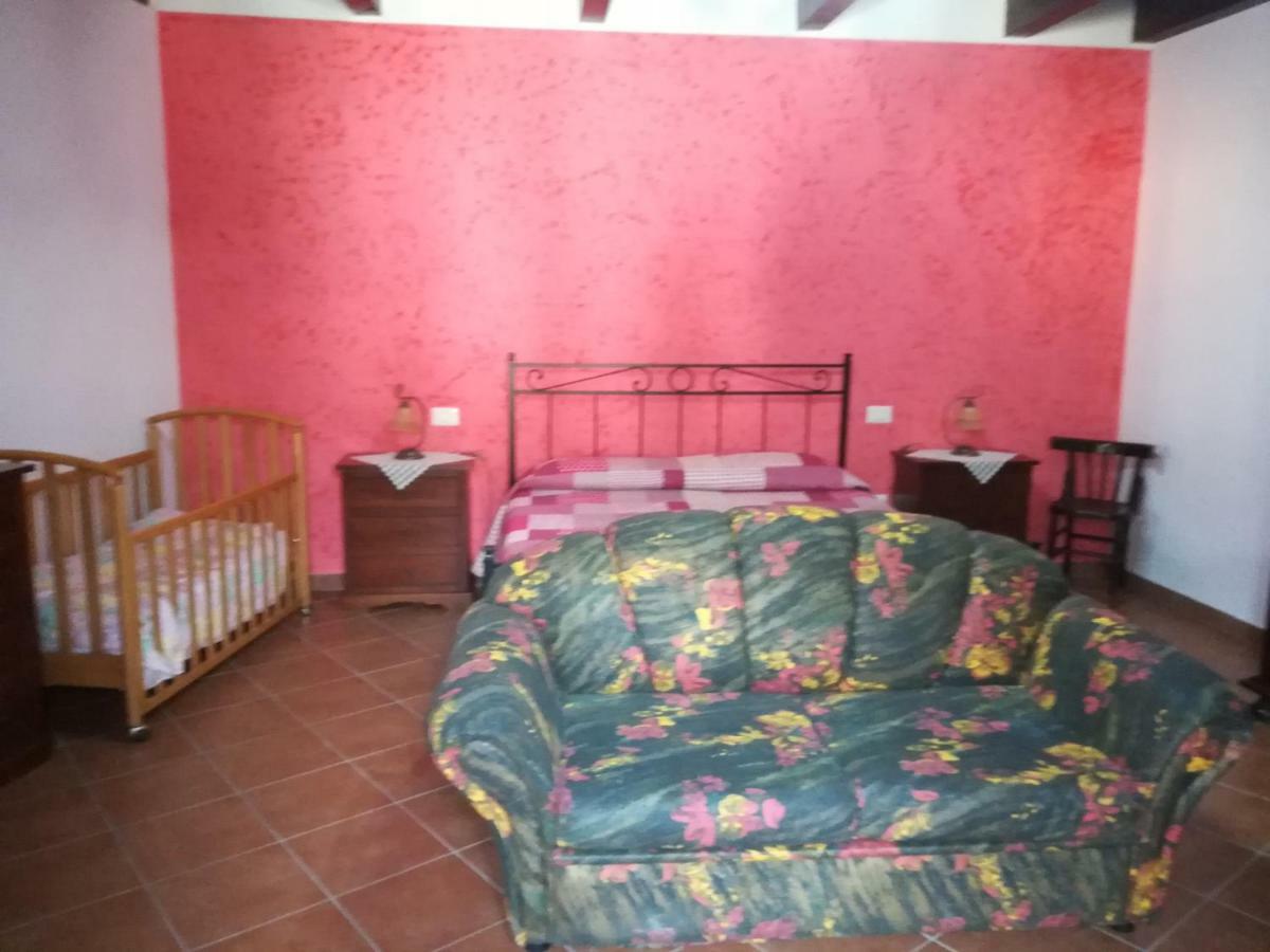 Borgo Degli Amici Villa Faicchio Bagian luar foto